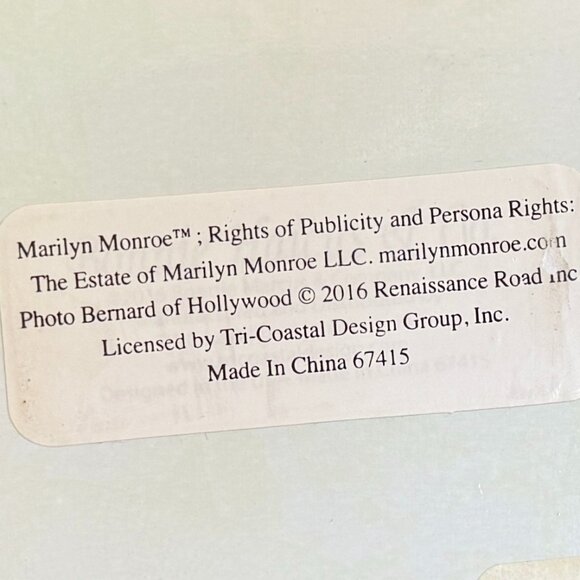 Marilyn Monroe Thick Glass Trinket Dish "Many Faces of Marilyn Monroe" - Picture 10 of 10